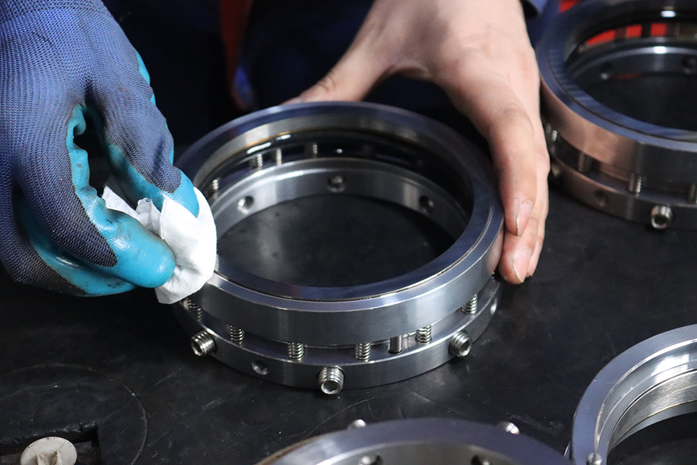 昌都泵用機械密封的安裝使用原則和技術(shù)要求